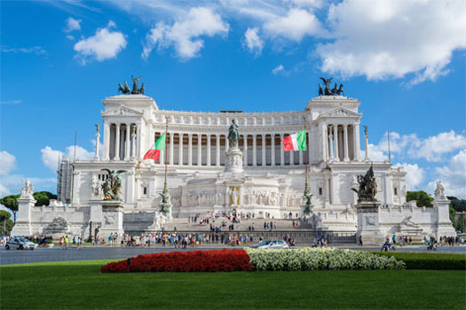 Monumento Nazionale a Vittorio Emanuele II en Plaza Venezia, Roma. SoloCruceros.com