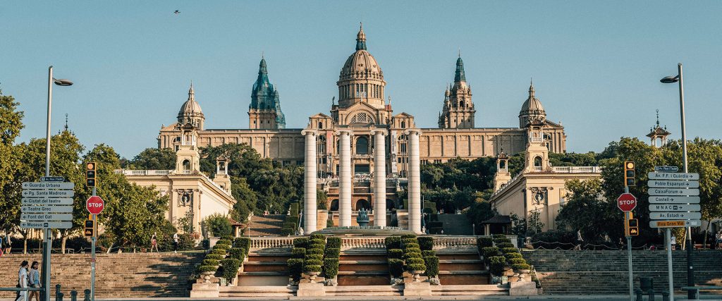 Museo Nacional de Arte de Cataluña (MNAC), una joya cultural en Barcelona.